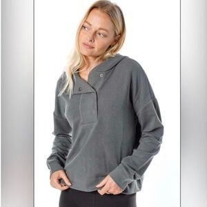 Vuori Bayview Thermal Quarter-Snap Hoodie